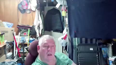 mr_canoe_licker_69 online show from December 28, 2024, 5:46 pm