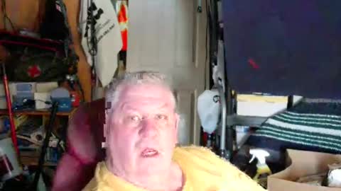 mr_canoe_licker_69 online show from January 17, 2025, 7:38 pm