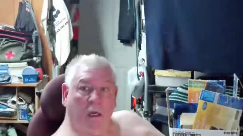 mr_canoe_licker_69 online show from February 2, 2025, 2:02 pm