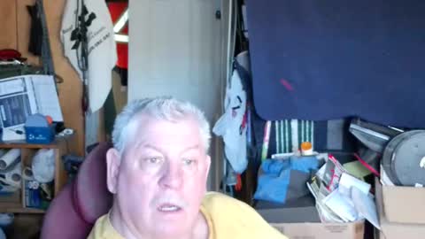 mr_canoe_licker_69 online show from March 11, 2025, 7:14 pm
