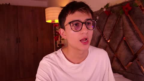 Snapshot of mr_evan1 chatting on December 4, 2024, 12:14 pm Mr Evans online show from December 4, 2024, 12:14 pm