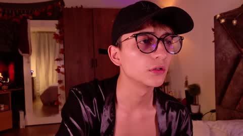 Snapshot of mr_evan1 chatting on December 5, 2024, 2:11 pm Mr Evans online show from December 5, 2024, 2:11 pm