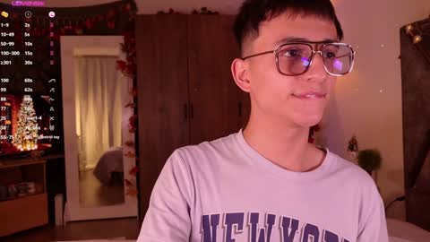 Snapshot of mr_evan1 chatting on December 10, 2024, 3:12 pm Mr Evans online show from December 10, 2024, 3:12 pm