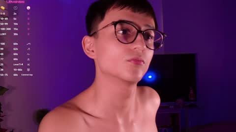 Snapshot of mr_evan1 chatting on December 23, 2024, 6:27 pm Mr Evans online show from December 23, 2024, 6:27 pm