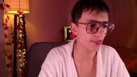 Snapshot of mr_evan1 chatting on January 4, 2025, 4:32 pm Mr Evans online show from January 4, 2025, 4:32 pm