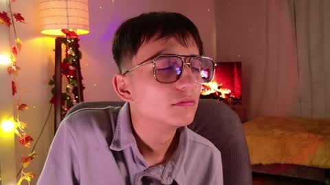 Snapshot of mr_evan1 chatting on January 14, 2025, 4:40 pm Mr Evans online show from January 14, 2025, 4:40 pm