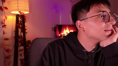 Snapshot of mr_evan1 chatting on January 23, 2025, 12:52 pm Mr Evans online show from January 23, 2025, 12:52 pm