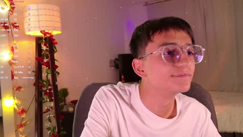 Snapshot of mr_evan1 chatting on January 24, 2025, 6:35 pm Mr Evans online show from January 24, 2025, 6:35 pm