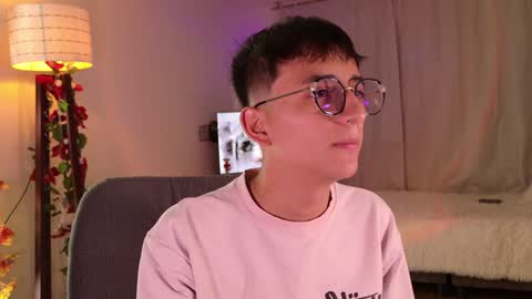 Snapshot of mr_evan1 chatting on January 29, 2025, 2:32 pm Mr Evans online show from January 29, 2025, 2:32 pm