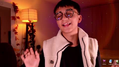 Snapshot of mr_evan1 chatting on February 4, 2025, 5:55 pm Mr Evans online show from February 4, 2025, 5:55 pm