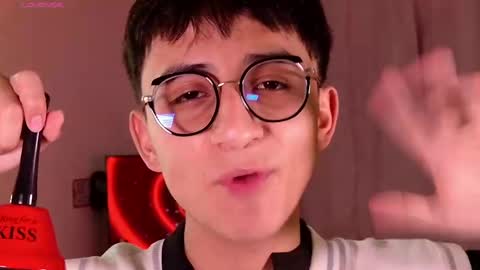 Snapshot of mr_evan1 chatting on February 9, 2025, 1:25 pm Mr Evans online show from February 9, 2025, 1:25 pm