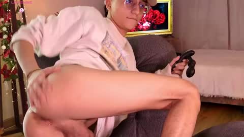 Snapshot of mr_evan1 chatting on February 26, 2025, 3:19 pm Mr Evans online show from February 26, 2025, 3:19 pm