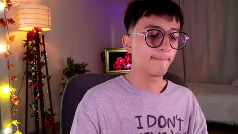 Snapshot of mr_evan1 chatting on February 28, 2025, 2:53 pm Mr Evans online show from February 28, 2025, 2:53 pm