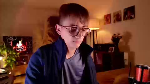 Snapshot of mr_evan1 chatting on September 10, 2025, 2:50 pm Mr Evans online show from September 10, 2025, 2:50 pm