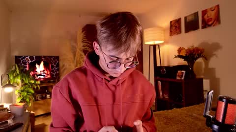 Snapshot of mr_evan1 chatting on September 14, 2025, 3:55 pm Mr Evans online show from September 14, 2025, 3:55 pm