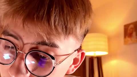 Snapshot of mr_evan1 chatting on October 3, 2025, 3:53 pm Mr Evans online show from October 3, 2025, 3:53 pm