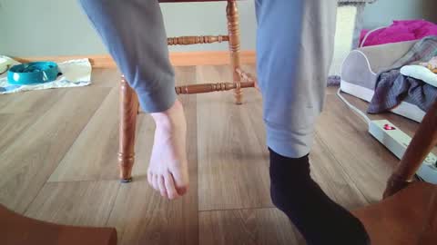 Mr Feet Yeet online show from May 1, 2026, 8:57 pm