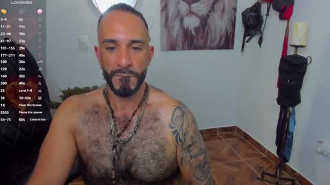 mr_maik22 online show from January 28, 2025, 12:00 pm