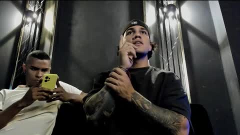 mr_maximo online show from October 14, 2025, 4:57 am