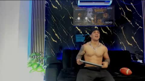 mr_maximo online show from February 26, 2026, 4:22 am