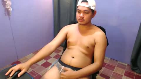 mr_olivercummerx online show from October 29, 2025, 2:14 am