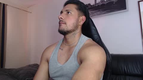 AARON online show from June 8, 2026, 8:42 pm