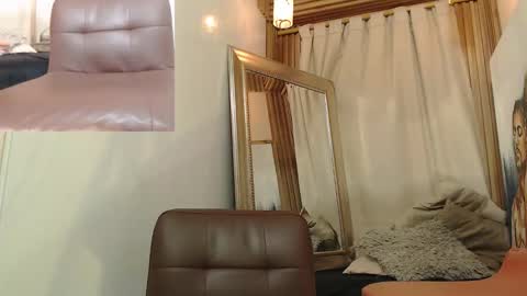 mr_stiven_ online show from September 14, 2025, 2:33 am