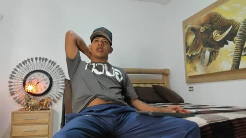 mr_stiven_ online show from April 12, 2026, 3:11 am