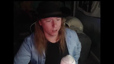 mr_strawberry online show from October 27, 2025, 2:48 am