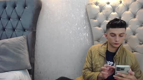 Snapshot of mr_williseo chatting on December 8, 2024, 7:43 pm williseo online show from December 8, 2024, 7:43 pm