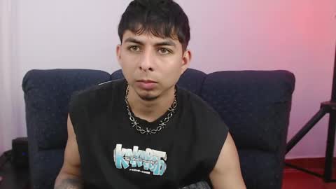 Snapshot of mralpha_latino chatting on April 22, 2026, 4:48 am Alpha LATINO online show from April 22, 2026, 4:48 am