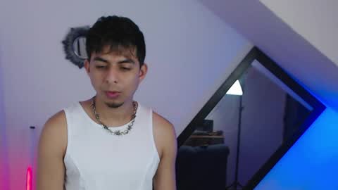 Snapshot of mralpha_latino chatting on May 2, 2026, 4:39 am Alpha LATINO online show from May 2, 2026, 4:39 am