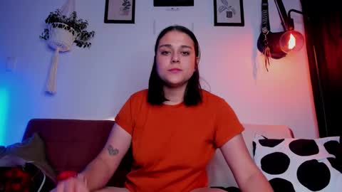 Laura online show from November 26, 2025, 11:17 pm