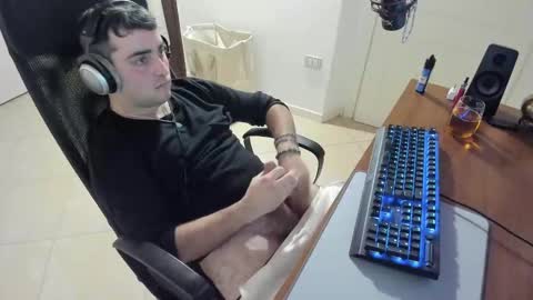 GoodBoy online show from January 15, 2025, 6:40 pm