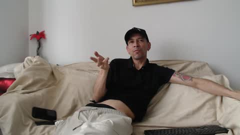 mrcock_col online show from March 31, 2026, 9:15 pm