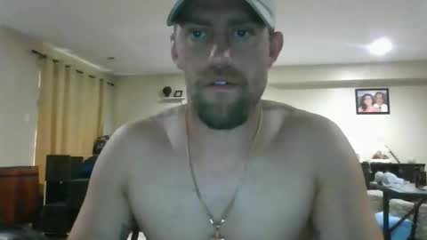 Snapshot of mrcumfixit chatting on June 4, 2026, 9:10 pm mrcumfixit online show from June 4, 2026, 9:10 pm