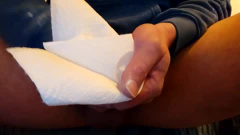 Snapshot of mrcuriousww chatting on March 4, 2026, 10:49 pm mrcuriousww online show from March 4, 2026, 10:49 pm