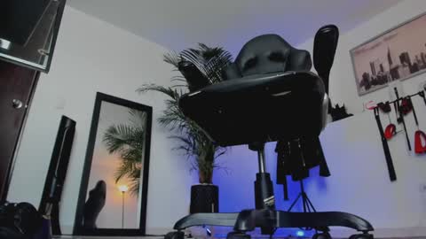 MrFrank. online show from January 24, 2025, 6:35 pm