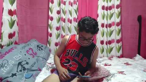 mrheartthief online show from June 10, 2026, 4:50 pm