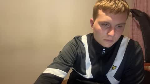 Max online show from October 8, 2025, 7:11 pm