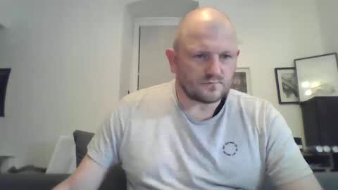 mrhotsex69 online show from November 9, 2025, 10:08 pm