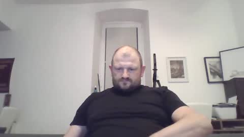 Snapshot of mrhotsex69 chatting on February 6, 2026, 3:33 am mrhotsex69 online show from February 6, 2026, 3:33 am