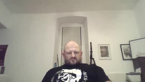 Snapshot of mrhotsex69 chatting on February 15, 2026, 1:24 am mrhotsex69 online show from February 15, 2026, 1:24 am