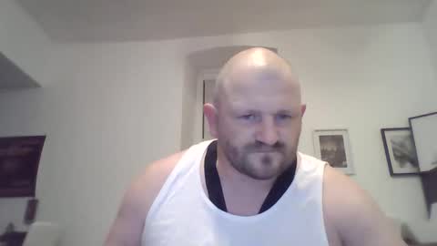 Snapshot of mrhotsex69 chatting on March 9, 2026, 2:04 am mrhotsex69 online show from March 9, 2026, 2:04 am