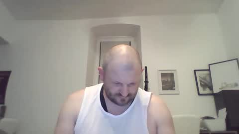 Snapshot of mrhotsex69 chatting on March 15, 2026, 2:50 am mrhotsex69 online show from March 15, 2026, 2:50 am