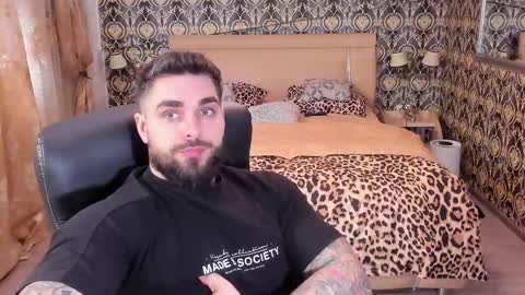 mrkarlhot99 online show from February 12, 2025, 10:14 am