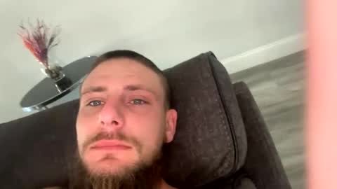 Snapshot of mrliquordown69 chatting on November 15, 2025, 1:29 pm mrliquordown69 online show from November 15, 2025, 1:29 pm