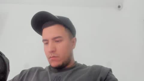 mafla online show from December 3, 2025, 9:35 pm