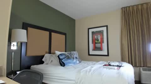 Snapshot of mromg007 chatting on December 14, 2025, 3:45 am mromg007 online show from December 14, 2025, 3:45 am