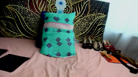 Snapshot of mrs_angelica chatting on December 2, 2025, 3:29 pm Angelica online show from December 2, 2025, 3:29 pm